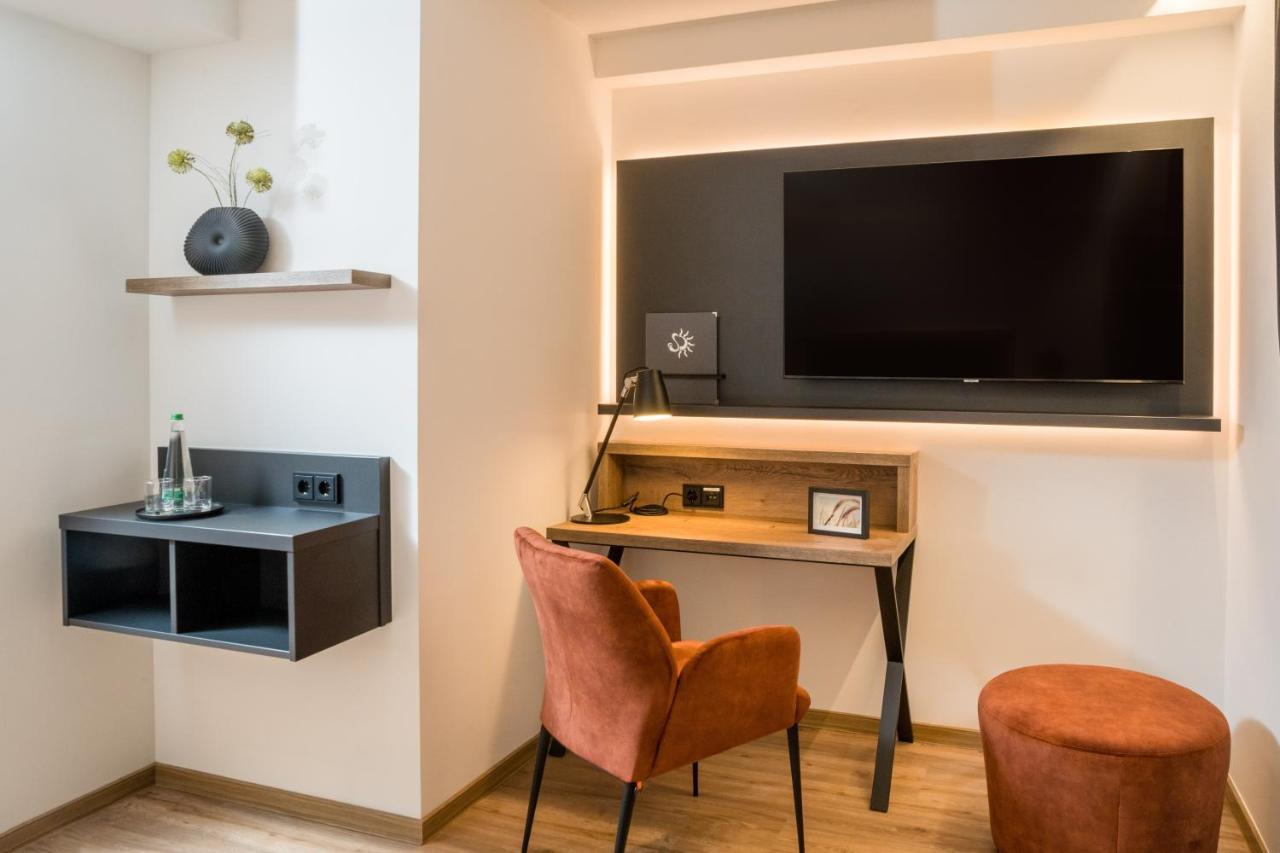 Landhotel Sonne Neuendettelsau ภายนอก รูปภาพ