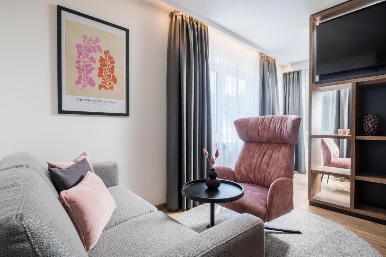Landhotel Sonne Neuendettelsau ภายนอก รูปภาพ