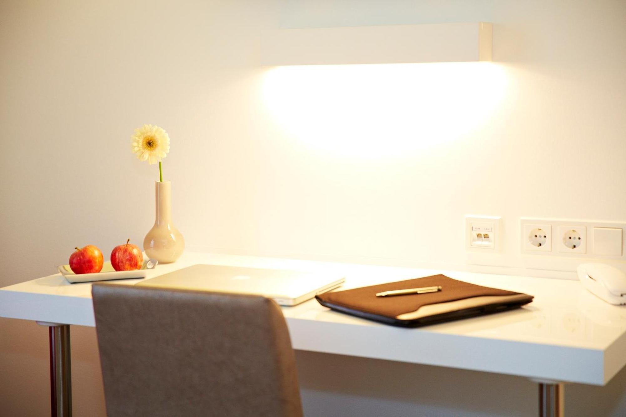 Landhotel Sonne Neuendettelsau ภายนอก รูปภาพ