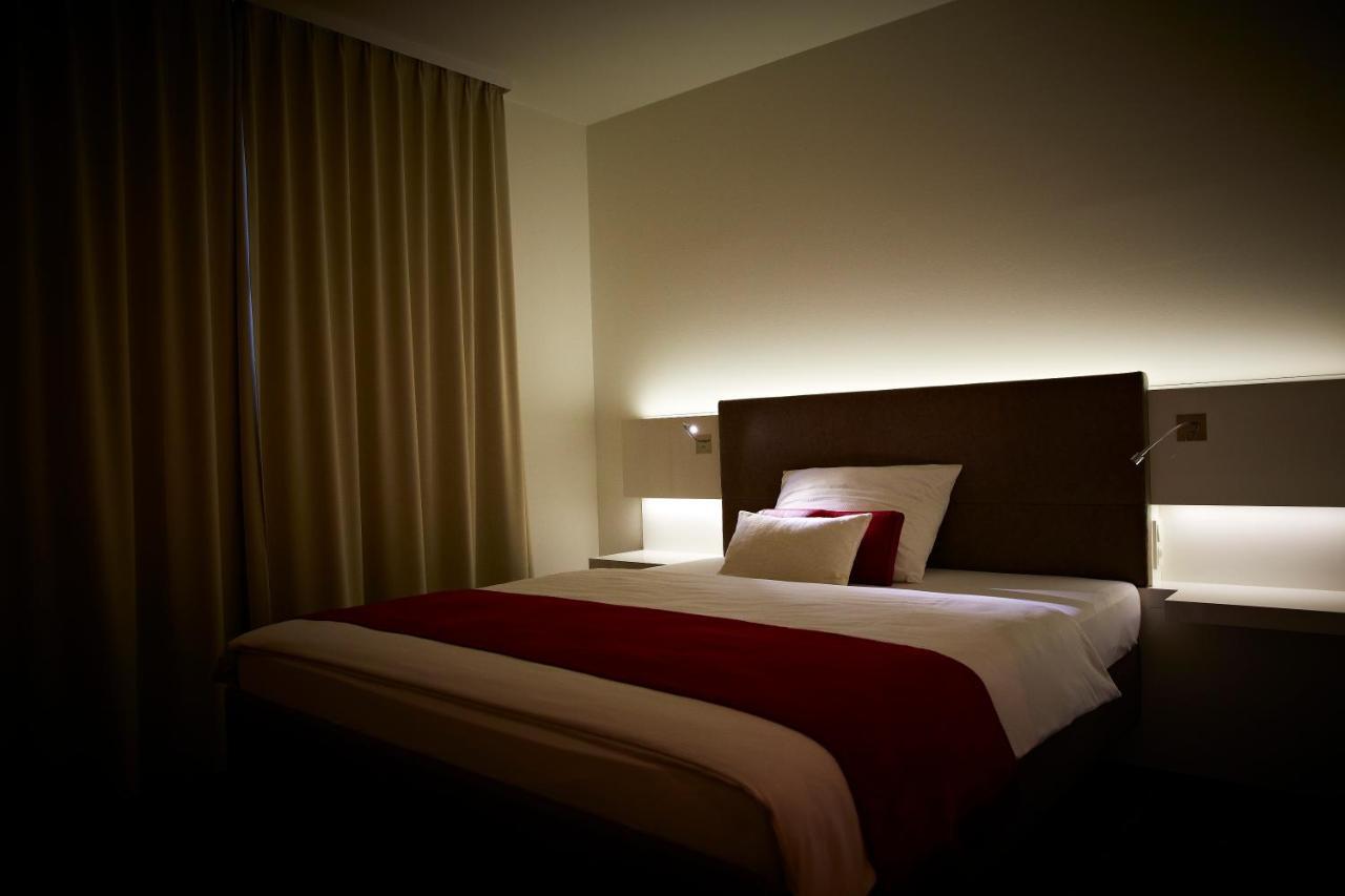 Landhotel Sonne Neuendettelsau ภายนอก รูปภาพ
